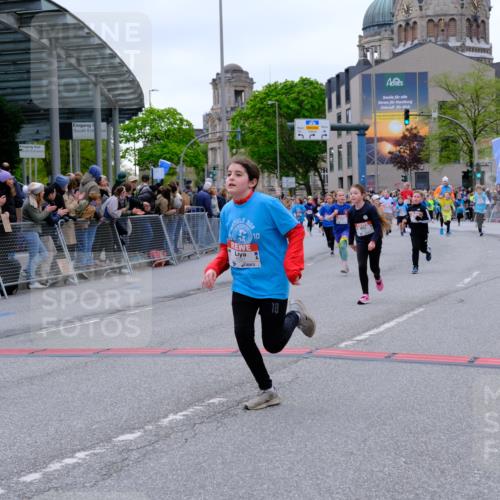 25.04.2026 - Das Zehntel Tim E. http://msf.ph/oto/9576827 25.04.2026 10:58:10 Ziel 5153, 5159, 5166, 5185, 5206, 5341, 5366, 5373, 5392, 5556, 5938, 6319, 6348, 6356, 6367, 6378, 6576, 6600, 6609, 6662, 6678, 6681, 6809, 6837, 6848, 6921, 7301, 7318, 7356, 7532, 7673, 7677, 7680, 7915 meine-sportfotos.de