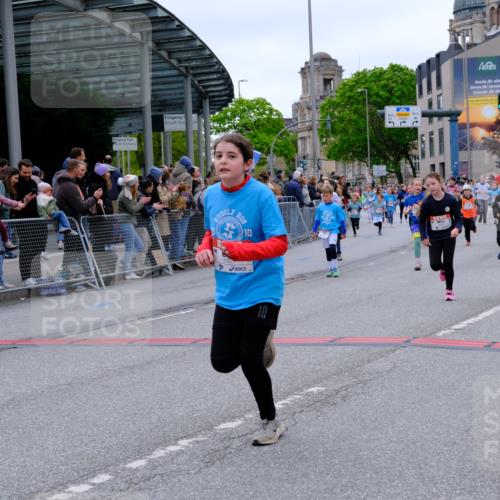 25.04.2026 - Das Zehntel Tim E. http://msf.ph/oto/9576831 25.04.2026 10:58:11 Ziel 5153, 5159, 5166, 5185, 5341, 5366, 5373, 5392, 5556, 5938, 6319, 6348, 6356, 6367, 6576, 6600, 6609, 6662, 6678, 6681, 6809, 6837, 6848, 6921, 7301, 7318, 7356, 7532, 7673, 7677, 7915 meine-sportfotos.de