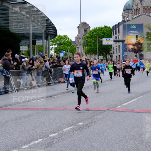 25.04.2026 - Das Zehntel Tim E. http://msf.ph/oto/9576837 25.04.2026 10:58:12 Ziel 5153, 5159, 5166, 5185, 5341, 5366, 5373, 5392, 5556, 5731, 5757, 5938, 6319, 6348, 6356, 6367, 6576, 6600, 6609, 6662, 6678, 6681, 6809, 6837, 6848, 6921, 6930, 7144, 7301, 7318, 7356, 7417, 7532, 7565, 7673, 7677 meine-sportfotos.de