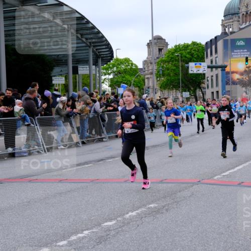 25.04.2026 - Das Zehntel Tim E. http://msf.ph/oto/9576839 25.04.2026 10:58:12 Ziel 5153, 5159, 5166, 5185, 5341, 5366, 5373, 5392, 5556, 5731, 5757, 5938, 6319, 6348, 6356, 6367, 6576, 6600, 6609, 6662, 6678, 6681, 6809, 6837, 6848, 6921, 6930, 7144, 7301, 7318, 7356, 7417, 7532, 7565, 7673, 7677 meine-sportfotos.de