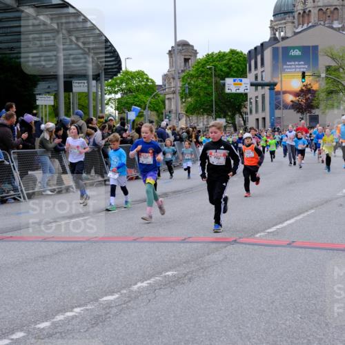 25.04.2026 - Das Zehntel Tim E. http://msf.ph/oto/9576842 25.04.2026 10:58:13 Ziel 5153, 5166, 5185, 5341, 5366, 5373, 5392, 5556, 5731, 5757, 5938, 6319, 6348, 6367, 6489, 6576, 6600, 6609, 6681, 6802, 6809, 6837, 6848, 6921, 6930, 7144, 7301, 7318, 7356, 7417, 7532, 7565 meine-sportfotos.de