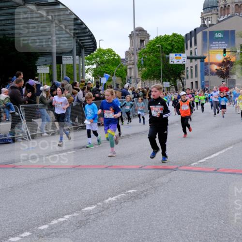 25.04.2026 - Das Zehntel Tim E. http://msf.ph/oto/9576843 25.04.2026 10:58:13 Ziel 5153, 5166, 5185, 5341, 5366, 5373, 5392, 5556, 5731, 5757, 5938, 6319, 6348, 6367, 6489, 6576, 6600, 6609, 6681, 6802, 6809, 6837, 6848, 6921, 6930, 7144, 7301, 7318, 7356, 7417, 7532, 7565 meine-sportfotos.de