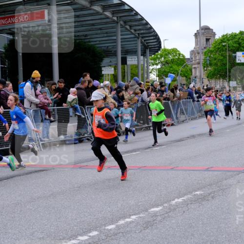25.04.2026 - Das Zehntel Tim E. http://msf.ph/oto/9576855 25.04.2026 10:58:15 Ziel 5166, 5185, 5212, 5341, 5366, 5556, 5731, 5757, 5814, 5938, 6319, 6489, 6538, 6576, 6600, 6802, 6809, 6837, 6848, 6921, 6930, 7144, 7318, 7356, 7417, 7532, 7565, 7790 meine-sportfotos.de