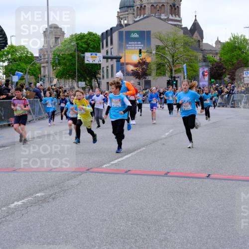 25.04.2026 - Das Zehntel Tim E. http://msf.ph/oto/9576857 25.04.2026 10:58:16 Ziel 5166, 5185, 5212, 5341, 5366, 5556, 5731, 5757, 5814, 6319, 6489, 6538, 6576, 6600, 6802, 6809, 6837, 6848, 6878, 6902, 6921, 6930, 7144, 7356, 7417, 7565, 7613, 7790, 8071 meine-sportfotos.de