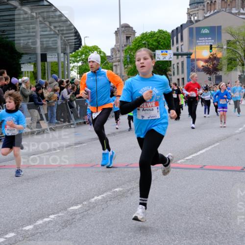 25.04.2026 - Das Zehntel Tim E. http://msf.ph/oto/9576869 25.04.2026 10:58:18 Ziel 5137, 5166, 5185, 5212, 5341, 5366, 5375, 5556, 5648, 5731, 5750, 5757, 5814, 5850, 5862, 5933, 6319, 6489, 6538, 6723, 6802, 6809, 6843, 6860, 6878, 6902, 6930, 6932, 6961, 7144, 7356, 7417, 7565, 7595, 7613, 7790, 8071, 10162 meine-sportfotos.de