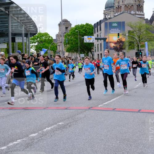 25.04.2026 - Das Zehntel Tim E. http://msf.ph/oto/9576895 25.04.2026 10:58:22 Ziel 5137, 5166, 5212, 5375, 5499, 5648, 5680, 5694, 5731, 5750, 5757, 5814, 5850, 5862, 5933, 6191, 6199, 6319, 6351, 6361, 6489, 6538, 6647, 6723, 6786, 6802, 6809, 6810, 6843, 6860, 6878, 6902, 6930, 6932, 6961, 7042, 7144, 7230, 7236, 7294, 7297, 7356, 7417, 7565, 7595, 7613, 7790, 8071, 10162 meine-sportfotos.de