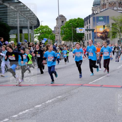 25.04.2026 - Das Zehntel Tim E. http://msf.ph/oto/9576897 25.04.2026 10:58:22 Ziel 5137, 5166, 5212, 5375, 5499, 5648, 5680, 5694, 5731, 5750, 5757, 5814, 5850, 5862, 5933, 6191, 6199, 6319, 6351, 6361, 6489, 6538, 6647, 6723, 6786, 6802, 6809, 6810, 6843, 6860, 6878, 6902, 6930, 6932, 6961, 7042, 7144, 7230, 7236, 7294, 7297, 7356, 7417, 7565, 7595, 7613, 7790, 8071, 10162 meine-sportfotos.de