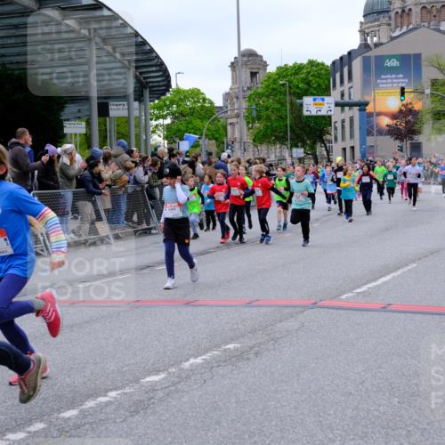25.04.2026 - Das Zehntel Tim E. http://msf.ph/oto/9576920 25.04.2026 10:58:28 Ziel 5073, 5137, 5266, 5315, 5320, 5375, 5485, 5496, 5499, 5648, 5668, 5680, 5694, 5750, 5801, 5822, 5850, 5862, 5933, 5987, 5996, 6033, 6108, 6112, 6129, 6191, 6199, 6298, 6304, 6351, 6361, 6590, 6647, 6723, 6727, 6730, 6786, 6810, 6843, 6860, 6878, 6902, 6932, 6961, 7042, 7230, 7236, 7294, 7297, 7551, 7595, 7613, 7866, 7868, 7901, 8071, 10162 meine-sportfotos.de
