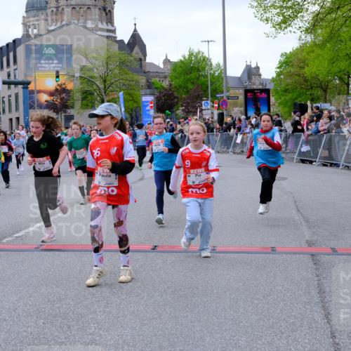 25.04.2026 - Das Zehntel Tim E. http://msf.ph/oto/9576932 25.04.2026 10:58:30 Ziel 5073, 5137, 5266, 5315, 5320, 5407, 5485, 5496, 5499, 5648, 5666, 5668, 5680, 5694, 5801, 5822, 5850, 5862, 5987, 5996, 6033, 6108, 6112, 6129, 6191, 6199, 6298, 6304, 6308, 6351, 6361, 6370, 6377, 6388, 6400, 6590, 6647, 6727, 6730, 6786, 6810, 6932, 6961, 7042, 7049, 7062, 7230, 7232, 7236, 7294, 7297, 7551, 7595, 7647, 7653, 7659, 7666, 7760, 7866, 7868, 7887, 7901 meine-sportfotos.de