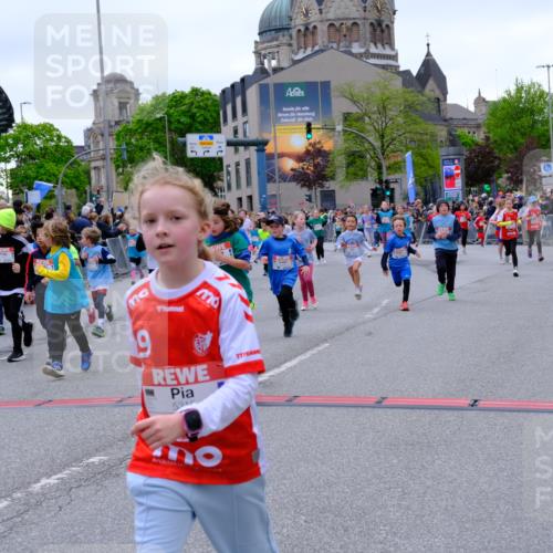 25.04.2026 - Das Zehntel Tim E. http://msf.ph/oto/9576942 25.04.2026 10:58:32 Ziel 5015, 5068, 5073, 5266, 5315, 5320, 5323, 5407, 5485, 5496, 5499, 5666, 5668, 5676, 5801, 5822, 5987, 5996, 6033, 6108, 6112, 6129, 6191, 6298, 6304, 6308, 6351, 6361, 6370, 6377, 6388, 6400, 6590, 6647, 6727, 6730, 6786, 6810, 7049, 7062, 7230, 7232, 7236, 7294, 7297, 7551, 7647, 7653, 7659, 7666, 7760, 7866, 7868, 7887, 7901 meine-sportfotos.de