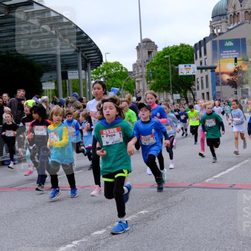 25.04.2026 - Das Zehntel Tim E. http://msf.ph/oto/9576948 25.04.2026 10:58:33 Ziel 5015, 5068, 5069, 5073, 5266, 5311, 5315, 5316, 5320, 5323, 5347, 5407, 5485, 5496, 5499, 5666, 5668, 5676, 5801, 5822, 5824, 5987, 5996, 6033, 6108, 6112, 6129, 6191, 6298, 6304, 6308, 6351, 6361, 6370, 6377, 6388, 6400, 6590, 6727, 6730, 6786, 6810, 7049, 7062, 7196, 7232, 7294, 7297, 7551, 7647, 7653, 7659, 7666, 7760, 7866, 7868, 7887, 7901 meine-sportfotos.de