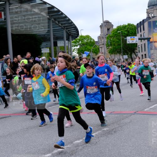25.04.2026 - Das Zehntel Tim E. http://msf.ph/oto/9576950 25.04.2026 10:58:33 Ziel 5015, 5068, 5069, 5073, 5266, 5311, 5315, 5316, 5320, 5323, 5347, 5407, 5485, 5496, 5499, 5666, 5668, 5676, 5801, 5822, 5824, 5987, 5996, 6033, 6108, 6112, 6129, 6191, 6298, 6304, 6308, 6351, 6361, 6370, 6377, 6388, 6400, 6590, 6727, 6730, 6786, 6810, 7049, 7062, 7196, 7232, 7294, 7297, 7551, 7647, 7653, 7659, 7666, 7760, 7866, 7868, 7887, 7901 meine-sportfotos.de