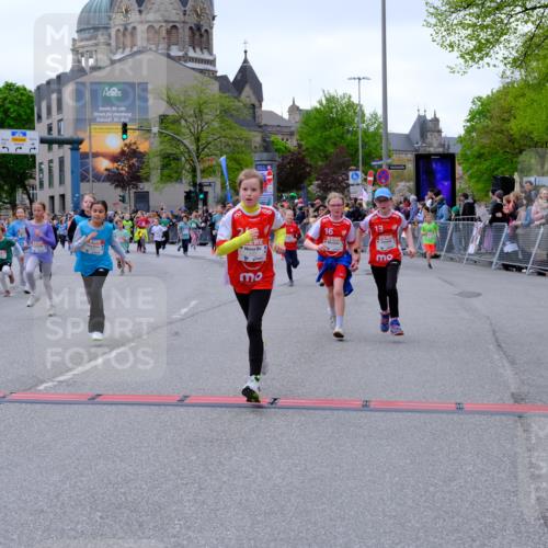 25.04.2026 - Das Zehntel Tim E. http://msf.ph/oto/9576970 25.04.2026 10:58:37 Ziel 5015, 5068, 5069, 5073, 5266, 5311, 5316, 5323, 5347, 5407, 5485, 5496, 5629, 5666, 5668, 5676, 5801, 5808, 5822, 5824, 5987, 5996, 6105, 6108, 6112, 6114, 6129, 6298, 6304, 6308, 6369, 6370, 6377, 6388, 6400, 6467, 6471, 6478, 6484, 6590, 6727, 6730, 6746, 6759, 7049, 7062, 7196, 7232, 7647, 7653, 7659, 7666, 7760, 7866, 7868, 7887, 7901, 7983 meine-sportfotos.de