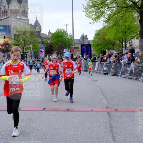 25.04.2026 - Das Zehntel Tim E. http://msf.ph/oto/9576975 25.04.2026 10:58:38 Ziel 5015, 5068, 5069, 5073, 5266, 5311, 5316, 5323, 5347, 5407, 5629, 5666, 5668, 5676, 5808, 5824, 5956, 5996, 6105, 6112, 6114, 6129, 6298, 6304, 6308, 6369, 6370, 6377, 6388, 6400, 6467, 6471, 6478, 6484, 6590, 6727, 6730, 6746, 6759, 7049, 7062, 7196, 7232, 7647, 7653, 7659, 7666, 7760, 7866, 7868, 7887, 7901, 7983 meine-sportfotos.de