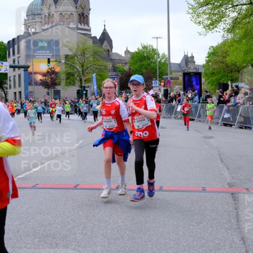 25.04.2026 - Das Zehntel Tim E. http://msf.ph/oto/9576983 25.04.2026 10:58:38 Ziel 5015, 5068, 5069, 5073, 5266, 5311, 5316, 5323, 5347, 5407, 5629, 5666, 5668, 5676, 5808, 5824, 5956, 5996, 6105, 6112, 6114, 6129, 6298, 6304, 6308, 6369, 6370, 6377, 6388, 6400, 6467, 6471, 6478, 6484, 6590, 6727, 6730, 6746, 6759, 7049, 7062, 7196, 7232, 7647, 7653, 7659, 7666, 7760, 7866, 7868, 7887, 7901, 7983 meine-sportfotos.de