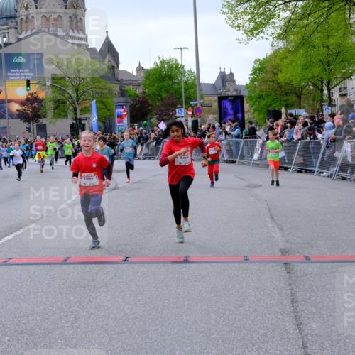 25.04.2026 - Das Zehntel Tim E. http://msf.ph/oto/9576985 25.04.2026 10:58:40 Ziel 5015, 5022, 5068, 5069, 5073, 5311, 5316, 5323, 5347, 5407, 5629, 5666, 5668, 5676, 5808, 5824, 5956, 6105, 6114, 6298, 6304, 6308, 6369, 6370, 6377, 6388, 6400, 6467, 6471, 6478, 6484, 6590, 6727, 6730, 6746, 6759, 7049, 7062, 7196, 7232, 7276, 7339, 7407, 7597, 7598, 7634, 7647, 7653, 7659, 7666, 7760, 7887, 7901, 7983 meine-sportfotos.de