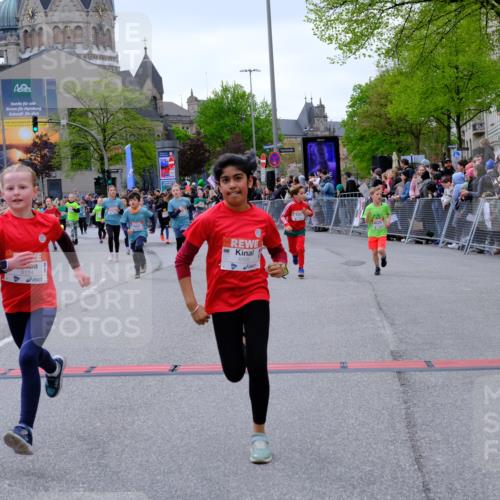 25.04.2026 - Das Zehntel Tim E. http://msf.ph/oto/9576993 25.04.2026 10:58:41 Ziel 5015, 5022, 5068, 5069, 5311, 5316, 5323, 5347, 5407, 5629, 5666, 5676, 5808, 5824, 5956, 6105, 6114, 6308, 6369, 6370, 6377, 6388, 6400, 6467, 6471, 6478, 6484, 6746, 6759, 7049, 7062, 7196, 7232, 7276, 7339, 7407, 7597, 7598, 7634, 7647, 7653, 7659, 7666, 7684, 7760, 7887, 7983 meine-sportfotos.de
