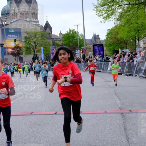 25.04.2026 - Das Zehntel Tim E. http://msf.ph/oto/9576995 25.04.2026 10:58:41 Ziel 5015, 5022, 5068, 5069, 5311, 5316, 5323, 5347, 5407, 5629, 5666, 5676, 5808, 5824, 5956, 6105, 6114, 6308, 6369, 6370, 6377, 6388, 6400, 6467, 6471, 6478, 6484, 6746, 6759, 7049, 7062, 7196, 7232, 7276, 7339, 7407, 7597, 7598, 7634, 7647, 7653, 7659, 7666, 7684, 7760, 7887, 7983 meine-sportfotos.de