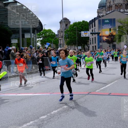 25.04.2026 - Das Zehntel Tim E. http://msf.ph/oto/9577023 25.04.2026 10:58:47 Ziel 5022, 5489, 5693, 5704, 5956, 6098, 6101, 6105, 6114, 6369, 6372, 6402, 6467, 6471, 6478, 6484, 6547, 6554, 6588, 6746, 6759, 6974, 6978, 7055, 7080, 7276, 7339, 7397, 7407, 7421, 7467, 7587, 7597, 7598, 7634, 7684, 7780, 7794, 7965, 7975 meine-sportfotos.de