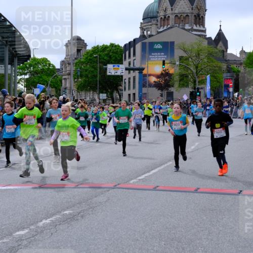 25.04.2026 - Das Zehntel Tim E. http://msf.ph/oto/9577029 25.04.2026 10:58:48 Ziel 5022, 5296, 5307, 5489, 5693, 5704, 5956, 6098, 6101, 6372, 6402, 6471, 6478, 6484, 6547, 6554, 6588, 6746, 6759, 6974, 6978, 7055, 7080, 7276, 7339, 7397, 7407, 7421, 7467, 7587, 7593, 7597, 7598, 7634, 7684, 7780, 7794, 7965, 7975 meine-sportfotos.de