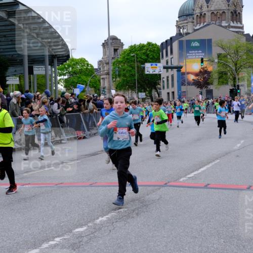25.04.2026 - Das Zehntel Tim E. http://msf.ph/oto/9577041 25.04.2026 10:58:52 Ziel 5022, 5296, 5307, 5382, 5399, 5418, 5459, 5489, 5669, 5693, 5704, 6098, 6101, 6372, 6402, 6547, 6554, 6588, 6824, 6825, 6911, 6974, 6978, 7055, 7080, 7313, 7397, 7407, 7420, 7421, 7467, 7469, 7587, 7593, 7598, 7616, 7636, 7684, 7780, 7794, 7965, 7975 meine-sportfotos.de