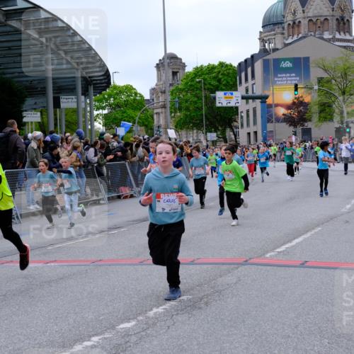25.04.2026 - Das Zehntel Tim E. http://msf.ph/oto/9577042 25.04.2026 10:58:53 Ziel 5296, 5307, 5380, 5382, 5399, 5418, 5459, 5489, 5659, 5669, 5693, 5704, 5725, 5866, 6098, 6101, 6372, 6402, 6547, 6554, 6588, 6824, 6825, 6911, 6974, 6978, 7055, 7080, 7313, 7397, 7420, 7421, 7467, 7469, 7587, 7593, 7616, 7636, 7684, 7780, 7794, 7965, 7975 meine-sportfotos.de