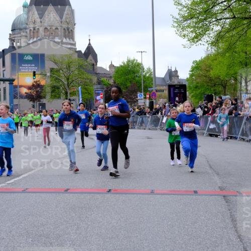 25.04.2026 - Das Zehntel Tim E. http://msf.ph/oto/9577058 25.04.2026 10:58:57 Ziel 5178, 5179, 5296, 5307, 5380, 5382, 5399, 5418, 5459, 5489, 5638, 5659, 5669, 5725, 5866, 5962, 6098, 6101, 6372, 6402, 6588, 6736, 6824, 6825, 6911, 7077, 7086, 7278, 7298, 7313, 7420, 7469, 7587, 7593, 7616, 7622, 7636, 7780, 7794, 7886 meine-sportfotos.de