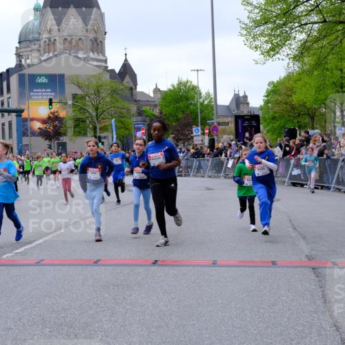 25.04.2026 - Das Zehntel Tim E. http://msf.ph/oto/9577059 25.04.2026 10:58:57 Ziel 5178, 5179, 5296, 5307, 5380, 5382, 5399, 5418, 5459, 5489, 5638, 5659, 5669, 5725, 5866, 5962, 6098, 6101, 6372, 6402, 6588, 6736, 6824, 6825, 6911, 7077, 7086, 7278, 7298, 7313, 7420, 7469, 7587, 7593, 7616, 7622, 7636, 7780, 7794, 7886 meine-sportfotos.de