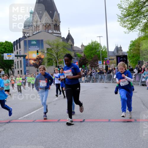 25.04.2026 - Das Zehntel Tim E. http://msf.ph/oto/9577065 25.04.2026 10:58:57 Ziel 5178, 5179, 5296, 5307, 5380, 5382, 5399, 5418, 5459, 5489, 5638, 5659, 5669, 5725, 5866, 5962, 6098, 6101, 6372, 6402, 6588, 6736, 6824, 6825, 6911, 7077, 7086, 7278, 7298, 7313, 7420, 7469, 7587, 7593, 7616, 7622, 7636, 7780, 7794, 7886 meine-sportfotos.de