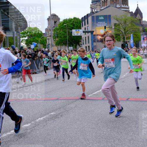 25.04.2026 - Das Zehntel Tim E. http://msf.ph/oto/9577079 25.04.2026 10:59:02 Ziel 5178, 5179, 5380, 5382, 5399, 5418, 5459, 5581, 5595, 5638, 5659, 5700, 5725, 5858, 5866, 5962, 6005, 6047, 6063, 6736, 6824, 6825, 6911, 7077, 7086, 7147, 7152, 7278, 7298, 7333, 7335, 7357, 7611, 7616, 7622, 7636, 7886 meine-sportfotos.de