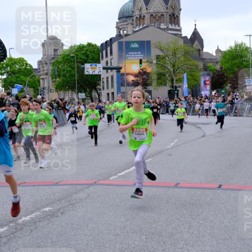 25.04.2026 - Das Zehntel Tim E. http://msf.ph/oto/9577080 25.04.2026 10:59:03 Ziel 5178, 5179, 5380, 5382, 5399, 5418, 5459, 5581, 5595, 5638, 5659, 5700, 5725, 5858, 5866, 5962, 6005, 6047, 6063, 6602, 6736, 6824, 6825, 7077, 7086, 7147, 7152, 7278, 7298, 7333, 7335, 7357, 7611, 7622, 7886 meine-sportfotos.de