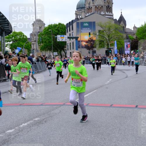 25.04.2026 - Das Zehntel Tim E. http://msf.ph/oto/9577082 25.04.2026 10:59:03 Ziel 5178, 5179, 5380, 5382, 5399, 5418, 5459, 5581, 5595, 5638, 5659, 5700, 5725, 5858, 5866, 5962, 6005, 6047, 6063, 6602, 6736, 6824, 6825, 7077, 7086, 7147, 7152, 7278, 7298, 7333, 7335, 7357, 7611, 7622, 7886 meine-sportfotos.de