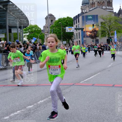 25.04.2026 - Das Zehntel Tim E. http://msf.ph/oto/9577086 25.04.2026 10:59:03 Ziel 5178, 5179, 5380, 5382, 5399, 5418, 5459, 5581, 5595, 5638, 5659, 5700, 5725, 5858, 5866, 5962, 6005, 6047, 6063, 6602, 6736, 6824, 6825, 7077, 7086, 7147, 7152, 7278, 7298, 7333, 7335, 7357, 7611, 7622, 7886 meine-sportfotos.de