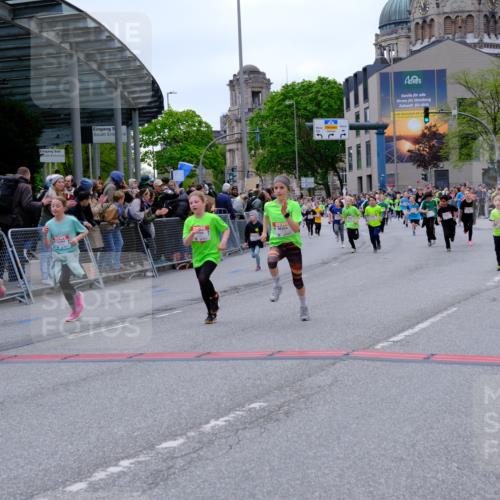 25.04.2026 - Das Zehntel Tim E. http://msf.ph/oto/9577090 25.04.2026 10:59:04 Ziel 5178, 5179, 5380, 5399, 5418, 5459, 5581, 5595, 5638, 5659, 5700, 5725, 5858, 5866, 5962, 6005, 6047, 6063, 6602, 6736, 6824, 6825, 6950, 6998, 7077, 7086, 7147, 7152, 7219, 7278, 7289, 7298, 7333, 7335, 7357, 7611, 7622, 7886 meine-sportfotos.de