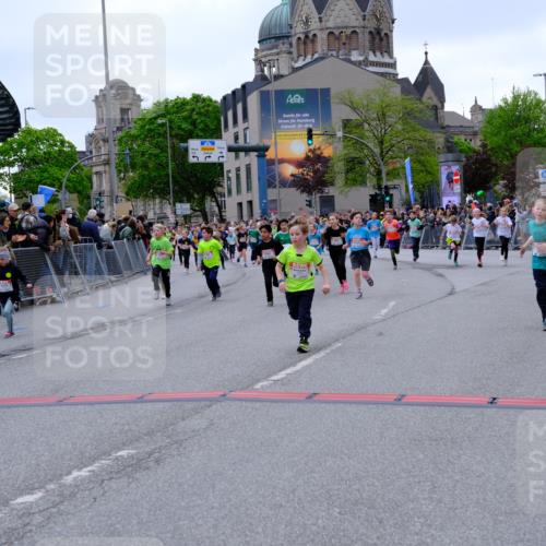 25.04.2026 - Das Zehntel Tim E. http://msf.ph/oto/9577099 25.04.2026 10:59:06 Ziel 5178, 5179, 5187, 5193, 5339, 5510, 5581, 5595, 5638, 5700, 5858, 5916, 5962, 6005, 6047, 6063, 6602, 6736, 6950, 6998, 7077, 7086, 7147, 7152, 7219, 7278, 7289, 7298, 7333, 7335, 7357, 7410, 7611, 7622, 7663, 7886 meine-sportfotos.de