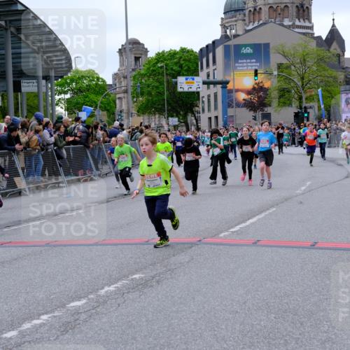 25.04.2026 - Das Zehntel Tim E. http://msf.ph/oto/9577105 25.04.2026 10:59:07 Ziel 5178, 5179, 5182, 5187, 5193, 5339, 5510, 5581, 5595, 5638, 5649, 5700, 5858, 5916, 5962, 6005, 6029, 6047, 6063, 6602, 6950, 6998, 7077, 7086, 7147, 7152, 7219, 7289, 7298, 7333, 7335, 7357, 7410, 7611, 7622, 7663 meine-sportfotos.de