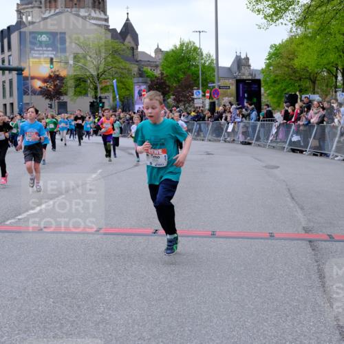 25.04.2026 - Das Zehntel Tim E. http://msf.ph/oto/9577110 25.04.2026 10:59:08 Ziel 5182, 5187, 5193, 5339, 5510, 5581, 5595, 5638, 5649, 5700, 5858, 5911, 5912, 5916, 6005, 6029, 6047, 6063, 6602, 6950, 6998, 7077, 7086, 7147, 7152, 7219, 7289, 7298, 7333, 7335, 7357, 7410, 7611, 7622, 7663 meine-sportfotos.de