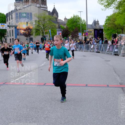 25.04.2026 - Das Zehntel Tim E. http://msf.ph/oto/9577112 25.04.2026 10:59:08 Ziel 5182, 5187, 5193, 5339, 5510, 5581, 5595, 5638, 5649, 5700, 5858, 5911, 5912, 5916, 6005, 6029, 6047, 6063, 6602, 6950, 6998, 7077, 7086, 7147, 7152, 7219, 7289, 7298, 7333, 7335, 7357, 7410, 7611, 7622, 7663 meine-sportfotos.de