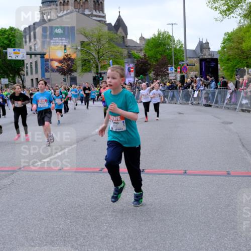 25.04.2026 - Das Zehntel Tim E. http://msf.ph/oto/9577113 25.04.2026 10:59:08 Ziel 5182, 5187, 5193, 5339, 5510, 5581, 5595, 5638, 5649, 5700, 5858, 5911, 5912, 5916, 6005, 6029, 6047, 6063, 6602, 6950, 6998, 7077, 7086, 7147, 7152, 7219, 7289, 7298, 7333, 7335, 7357, 7410, 7611, 7622, 7663 meine-sportfotos.de