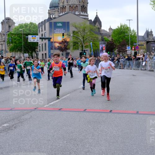 25.04.2026 - Das Zehntel Tim E. http://msf.ph/oto/9577120 25.04.2026 10:59:11 Ziel 5182, 5187, 5193, 5339, 5340, 5501, 5510, 5525, 5581, 5595, 5649, 5700, 5799, 5817, 5858, 5911, 5912, 5916, 6005, 6029, 6047, 6063, 6285, 6473, 6581, 6584, 6585, 6597, 6602, 6605, 6950, 6963, 6998, 7147, 7152, 7219, 7289, 7335, 7410, 7663 meine-sportfotos.de