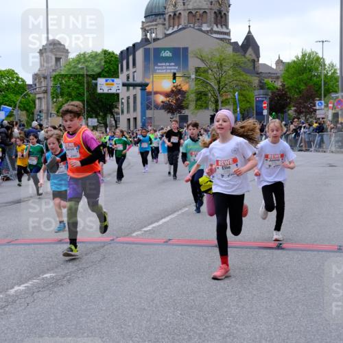 25.04.2026 - Das Zehntel Tim E. http://msf.ph/oto/9577128 25.04.2026 10:59:11 Ziel 5182, 5187, 5193, 5339, 5340, 5501, 5510, 5525, 5581, 5595, 5649, 5700, 5799, 5817, 5858, 5911, 5912, 5916, 6005, 6029, 6047, 6063, 6285, 6473, 6581, 6584, 6585, 6597, 6602, 6605, 6950, 6963, 6998, 7147, 7152, 7219, 7289, 7335, 7410, 7663 meine-sportfotos.de