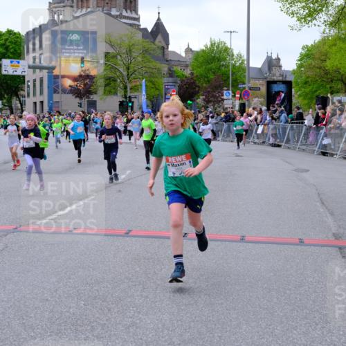 25.04.2026 - Das Zehntel Tim E. http://msf.ph/oto/9577154 25.04.2026 10:59:19 Ziel 5033, 5182, 5340, 5402, 5501, 5525, 5527, 5649, 5699, 5702, 5768, 5799, 5817, 5911, 5912, 5918, 5951, 5972, 6029, 6196, 6214, 6285, 6303, 6333, 6337, 6473, 6483, 6536, 6541, 6546, 6573, 6581, 6584, 6585, 6597, 6605, 6963, 7094, 7108, 7124, 7140, 7155, 7179, 7286, 7631, 7633, 7692, 7993 meine-sportfotos.de