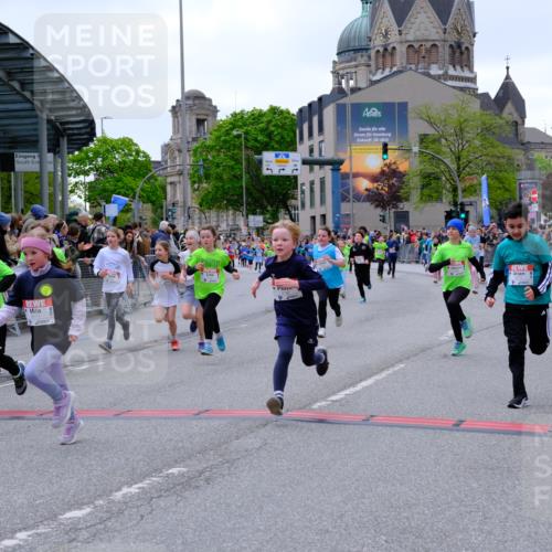 25.04.2026 - Das Zehntel Tim E. http://msf.ph/oto/9577164 25.04.2026 10:59:20 Ziel 5033, 5198, 5340, 5402, 5501, 5525, 5527, 5699, 5702, 5768, 5799, 5817, 5911, 5912, 5918, 5951, 5972, 6196, 6214, 6285, 6303, 6333, 6337, 6473, 6483, 6536, 6541, 6546, 6573, 6581, 6584, 6585, 6597, 6605, 6963, 7017, 7059, 7094, 7108, 7124, 7140, 7155, 7174, 7179, 7286, 7631, 7633, 7692, 7993 meine-sportfotos.de