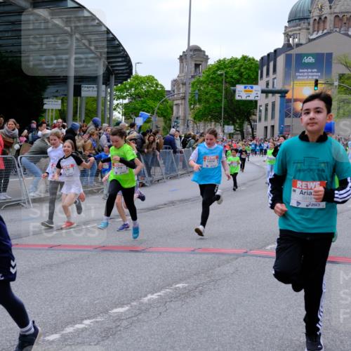 25.04.2026 - Das Zehntel Tim E. http://msf.ph/oto/9577172 25.04.2026 10:59:21 Ziel 5033, 5198, 5340, 5402, 5501, 5525, 5527, 5699, 5702, 5768, 5799, 5817, 5918, 5951, 5972, 6196, 6214, 6285, 6303, 6333, 6337, 6465, 6473, 6483, 6536, 6541, 6546, 6573, 6581, 6584, 6585, 6597, 6605, 6963, 7017, 7059, 7094, 7108, 7124, 7140, 7155, 7174, 7179, 7286, 7631, 7633, 7692, 7993 meine-sportfotos.de