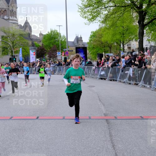 25.04.2026 - Das Zehntel Tim E. http://msf.ph/oto/9577205 25.04.2026 10:59:26 Ziel 5033, 5198, 5343, 5402, 5768, 5918, 5972, 5975, 5995, 6091, 6196, 6255, 6257, 6261, 6303, 6333, 6337, 6395, 6465, 6536, 6541, 6546, 6573, 6577, 6874, 7012, 7013, 7017, 7059, 7094, 7108, 7124, 7140, 7155, 7174, 7179, 7465, 7692, 7751, 7826, 7844, 7993 meine-sportfotos.de