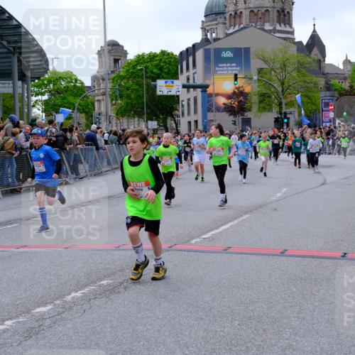 25.04.2026 - Das Zehntel Tim E. http://msf.ph/oto/9577230 25.04.2026 10:59:32 Ziel 5198, 5219, 5343, 5960, 5975, 5995, 6091, 6255, 6257, 6261, 6296, 6395, 6465, 6577, 6874, 6945, 7012, 7013, 7017, 7054, 7059, 7067, 7174, 7296, 7465, 7657, 7751, 7826, 7844 meine-sportfotos.de