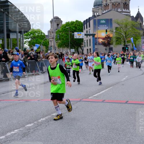25.04.2026 - Das Zehntel Tim E. http://msf.ph/oto/9577232 25.04.2026 10:59:32 Ziel 5198, 5219, 5343, 5960, 5975, 5995, 6091, 6255, 6257, 6261, 6296, 6395, 6465, 6577, 6874, 6945, 7012, 7013, 7017, 7054, 7059, 7067, 7174, 7296, 7465, 7657, 7751, 7826, 7844 meine-sportfotos.de