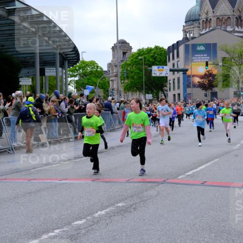 25.04.2026 - Das Zehntel Tim E. http://msf.ph/oto/9577241 25.04.2026 10:59:33 Ziel 5219, 5343, 5960, 5975, 5995, 6091, 6255, 6257, 6261, 6296, 6395, 6465, 6577, 6643, 6669, 6686, 6874, 6945, 7012, 7013, 7054, 7067, 7296, 7465, 7644, 7657, 7751, 7826, 7844 meine-sportfotos.de