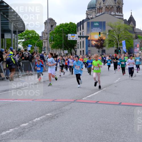 25.04.2026 - Das Zehntel Tim E. http://msf.ph/oto/9577243 25.04.2026 10:59:35 Ziel 5026, 5219, 5233, 5245, 5343, 5690, 5715, 5722, 5960, 5995, 6091, 6257, 6261, 6296, 6305, 6306, 6395, 6438, 6643, 6669, 6686, 6742, 6874, 6945, 7012, 7054, 7067, 7078, 7296, 7370, 7372, 7384, 7465, 7644, 7657, 7751, 7767, 7800, 7812, 7826, 7834, 7859 meine-sportfotos.de