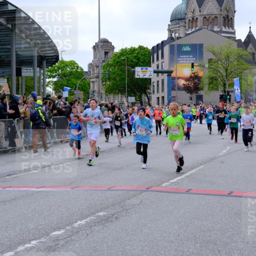 25.04.2026 - Das Zehntel Tim E. http://msf.ph/oto/9577246 25.04.2026 10:59:35 Ziel 5026, 5219, 5233, 5245, 5343, 5690, 5715, 5722, 5960, 5995, 6091, 6257, 6261, 6296, 6305, 6306, 6395, 6438, 6643, 6669, 6686, 6742, 6874, 6945, 7012, 7054, 7067, 7078, 7296, 7370, 7372, 7384, 7465, 7644, 7657, 7751, 7767, 7800, 7812, 7826, 7834, 7859 meine-sportfotos.de